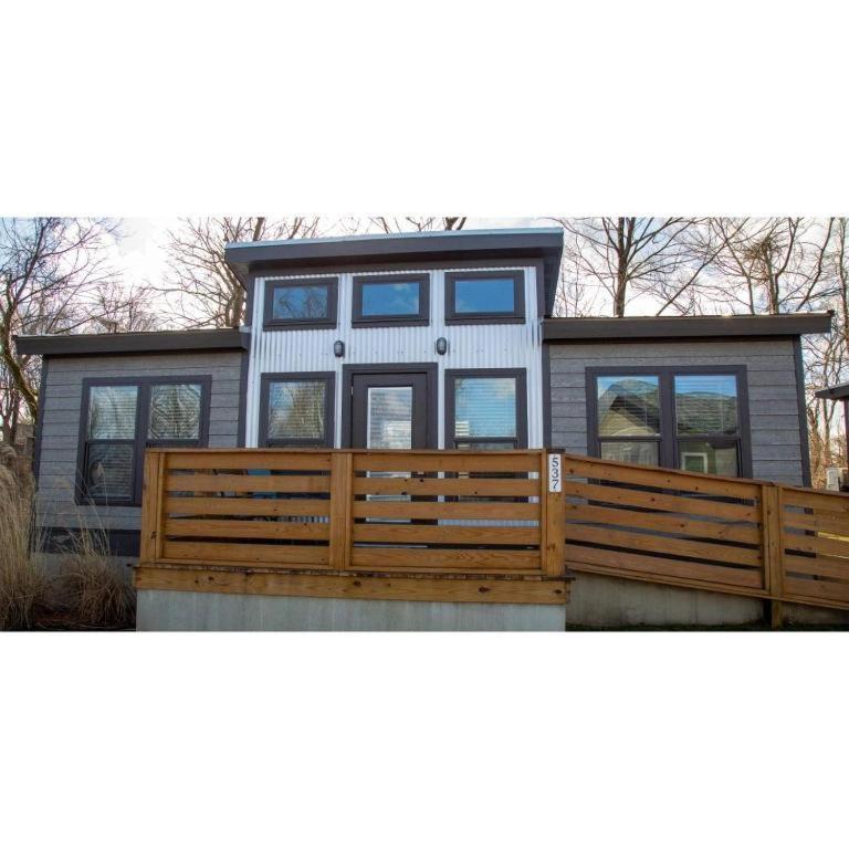 Отель Camp Cedar Мейсон Экстерьер фото